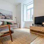 Modern 1bdr In Downtown By Lovelystay Διαμέρισμα *